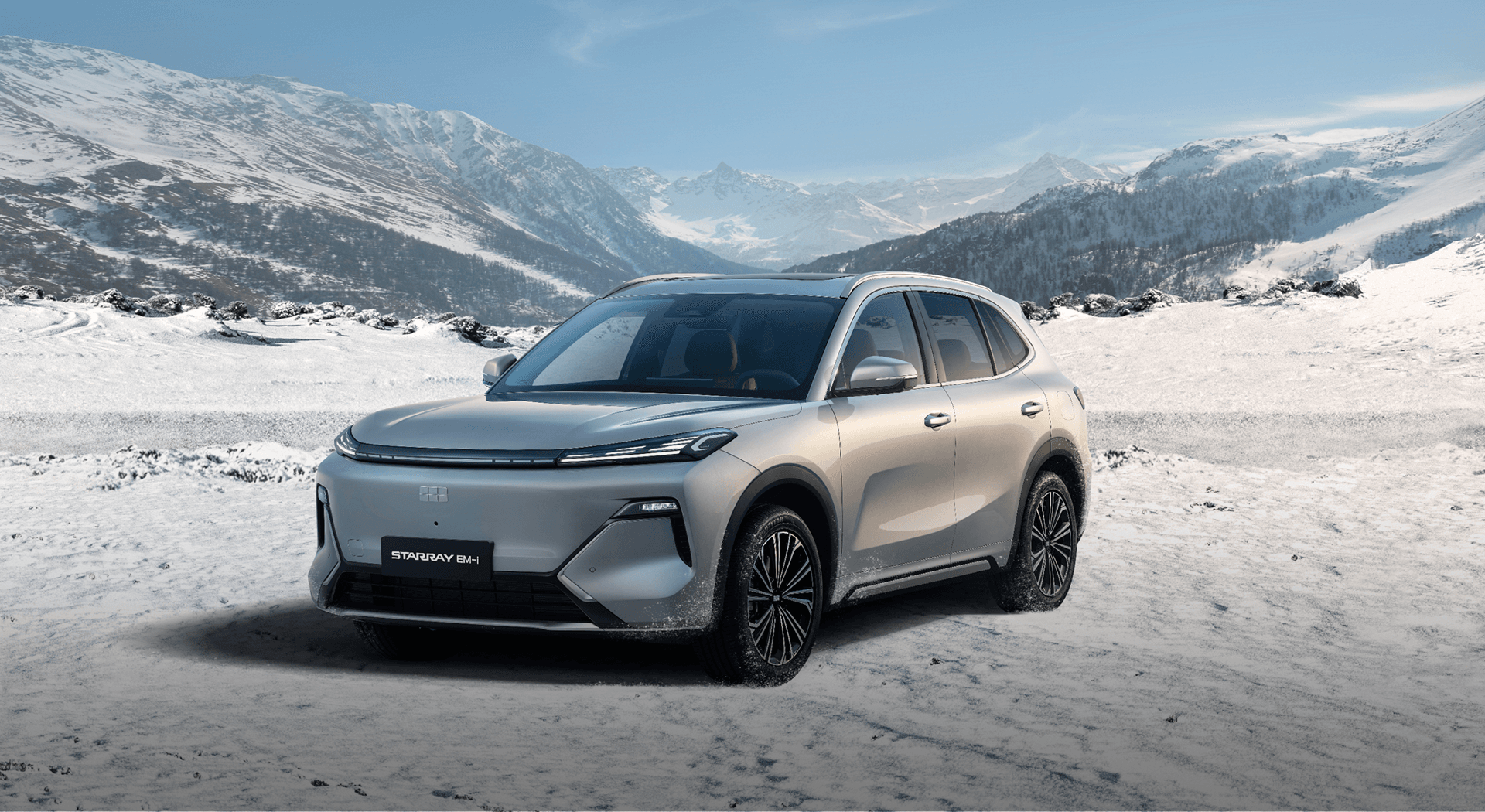 <section class="offerte-item__html-wrapper">
<h2 class="offerte-item__html-title">
GEELY STARRAY EM-i SUPER HYBRID
</h2>
<h1 class="offerte-item__html-subtitle">
L’IBRIDO, NELLA SUA FORMA PIÙ COMPLETA.
</h1>
</section>