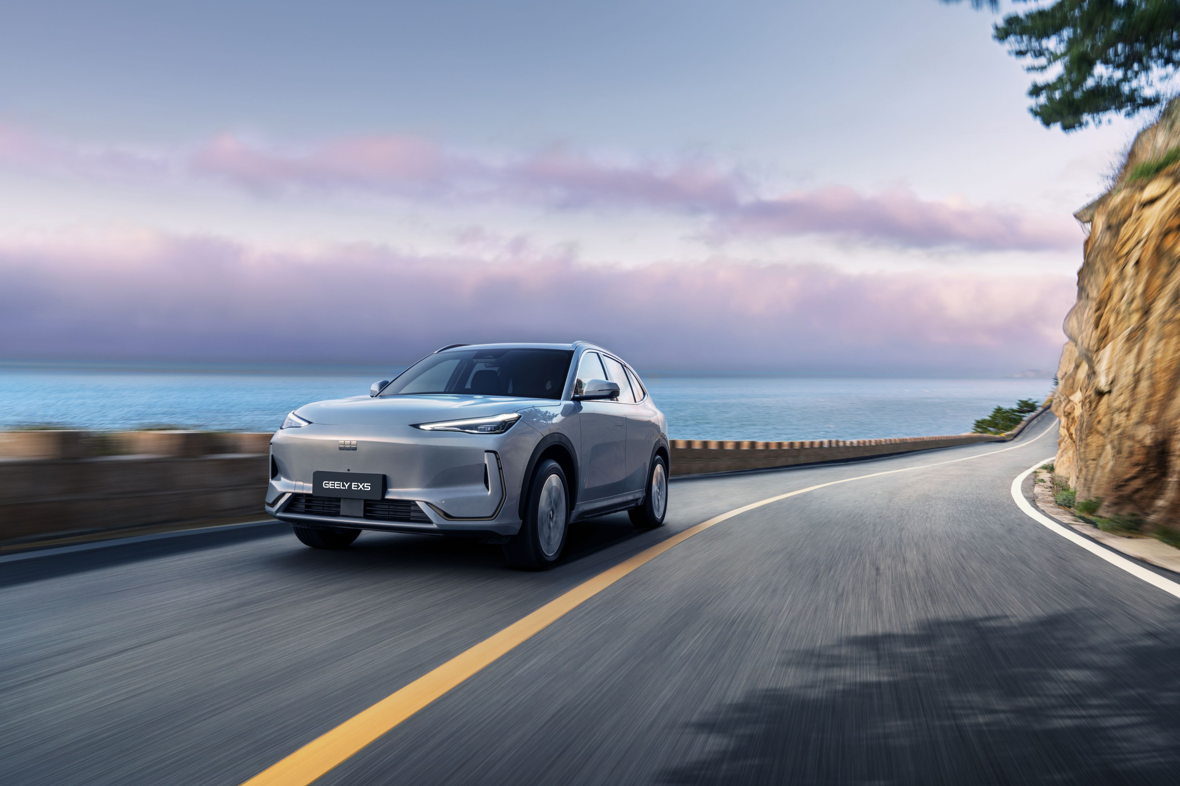 VAI PIù LONTANO CON UNA RICARICA PIù VELOCE.